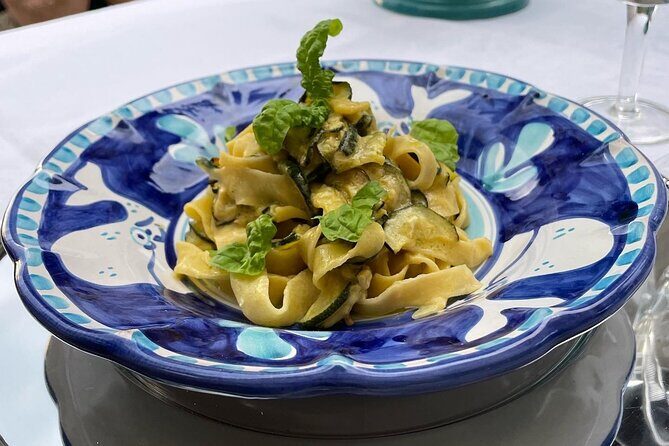 Private cooking class with a view of Sorrento - Key Points