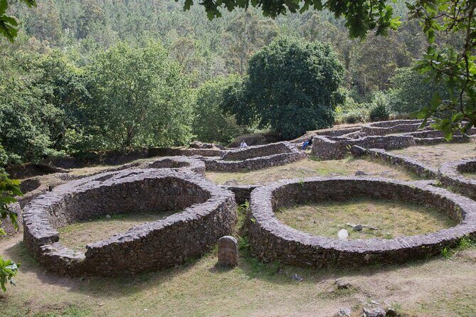 Private Costa de la Muerte and Cabo Finisterre Tour - Key Points