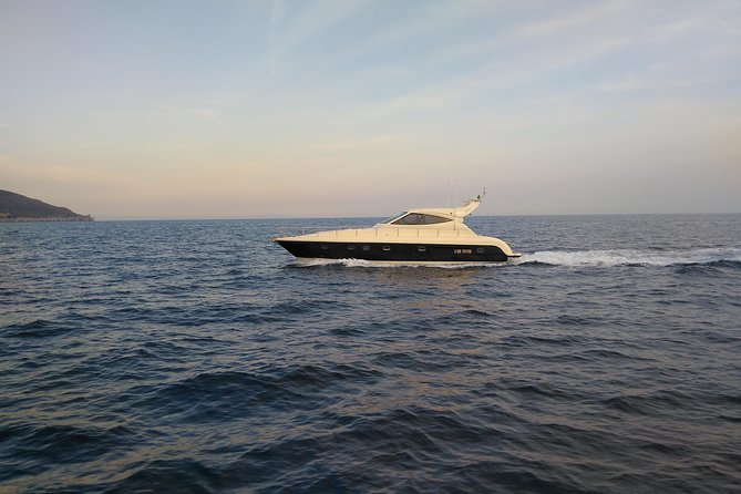 Private Cruise Around Capri - Yacht 50 - Explore Capris Highlights