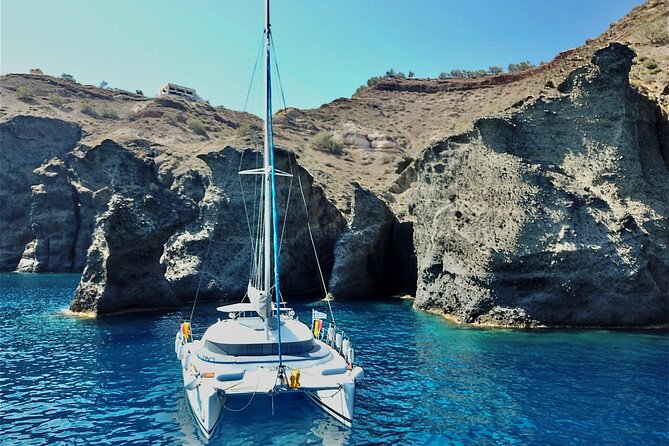 Private Cruise Daytime With Meal in Santorini - Additional Information