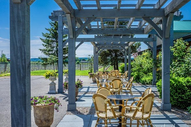 Private Custom-Made Niagara Falls Wine, Beer, and Spirits Tour - Exploring Niagara Wineries