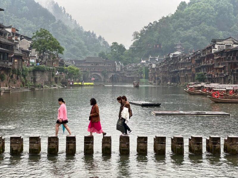 Private Custom Tour: Zhangjiajie to Guilin 5N6D Private Tour - Experience and Language
