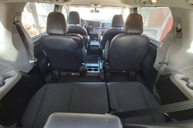 Private Custom Transport in Valle for 5 or 6 People Wine Food - Who is this experience best suited for?