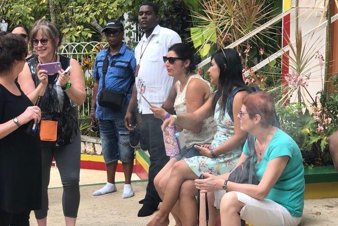 Private & Customize Tour to Bob Marley's Nine Mile and Dunn's River Falls - Exploring Jamaica’s Roots and Natural Wonders: A Review of the Private & Customize Tour to Bob Marley’s Nine Mile and Dunn’s River Falls