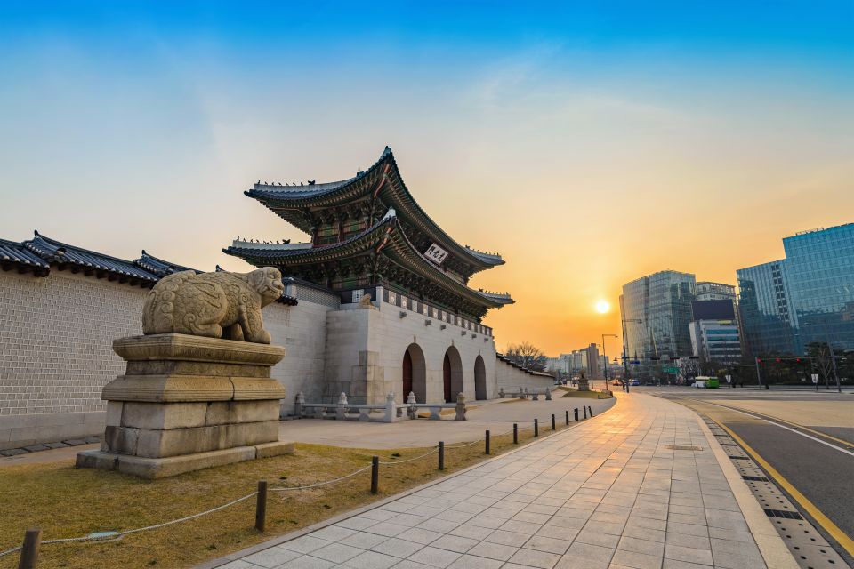 Private Customized Seoul Tour With Your Korean Buddy - Customizable Itinerary