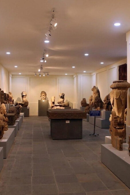 Private Da Nang City Highlights Half-Day Tour & Car Transfer - Linh Ung Pagoda and Buddha Statue