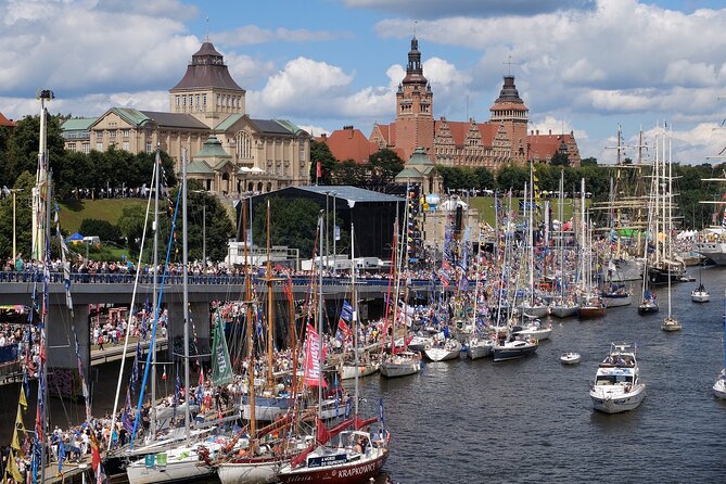 Private Day Tour From Berlin to Szczecin Poland - Knowledgeable and Experienced Guide