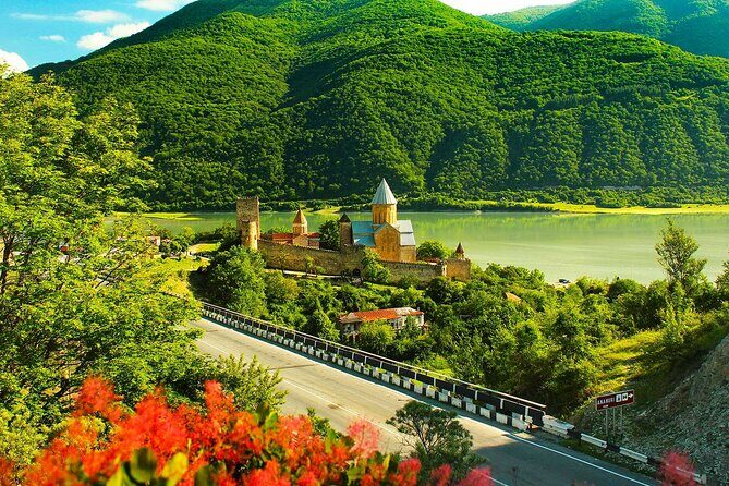 Private day Tour from Tbilisi to Kazbegi and Gudauri - What Makes This Tour Stand Out