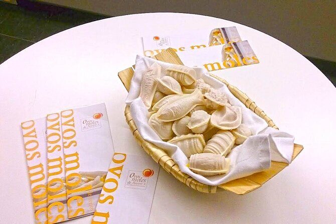 Private day tour of Coimbra and Aveiro from Lisbon - Key Points  