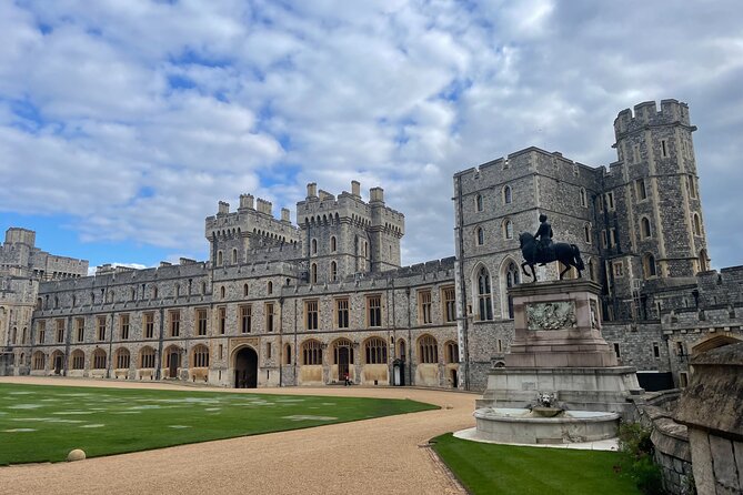Private Day Tour to Bath and Windsor Castle - Highlights of the Tour
