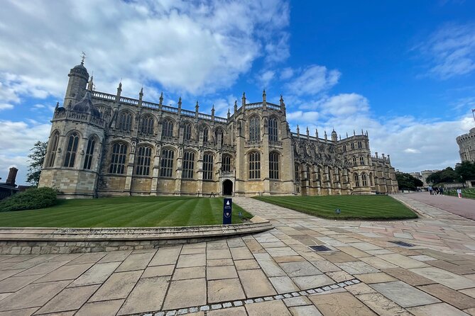 Private Day Tour to Bath and Windsor Castle - Transportation Details