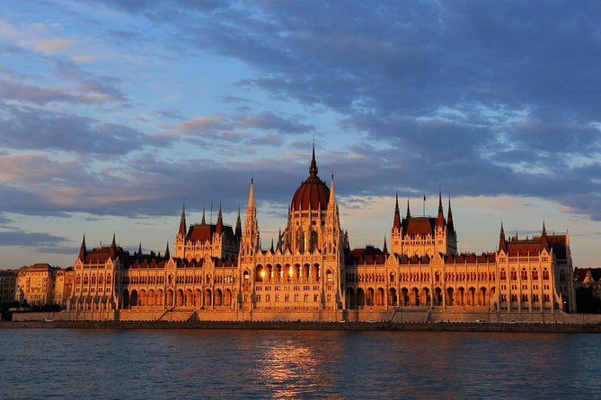 Private Day Tour to Budapest From Vienna - Tour Experience