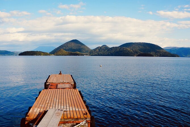 Private Day Tour to Hokkaido Noboribetsu and Lake Toya by Car - Discovering Lake Toya