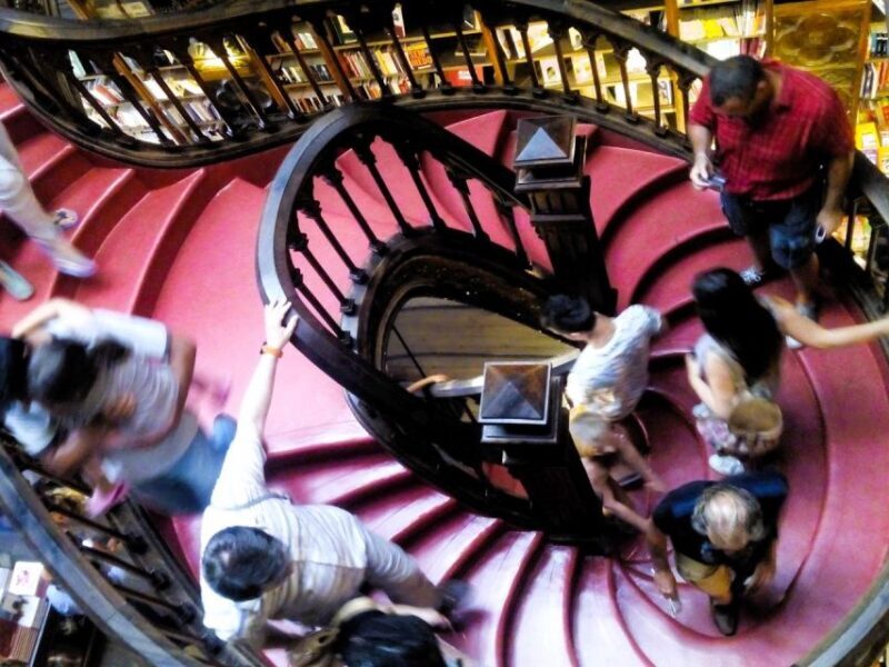 Private Day Tour to Porto with maximum 2 stop in the way - Pricing and Value
