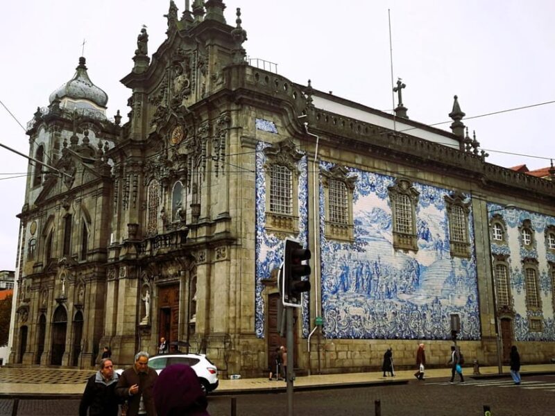 Private Day Tour to Porto with maximum 2 stop in the way - FAQ