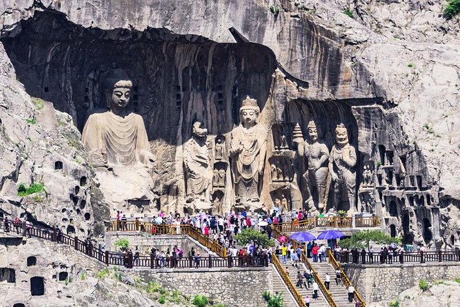 Private Day Tour to Shaolin Temple and Longmen Grottoes From Zhengzhou - Shaolin Temple Experience