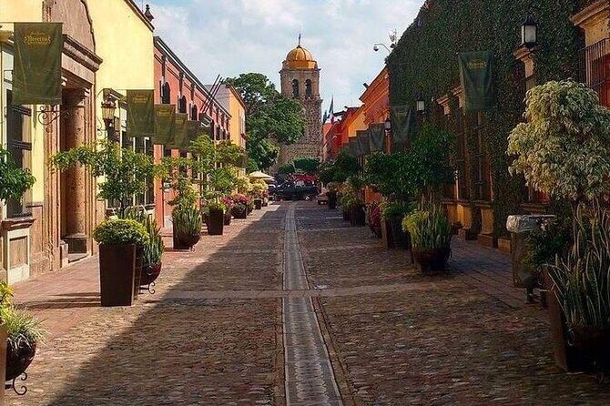 Private Day Tour to Tequila Cantaritos Factories and Castle - Key Points