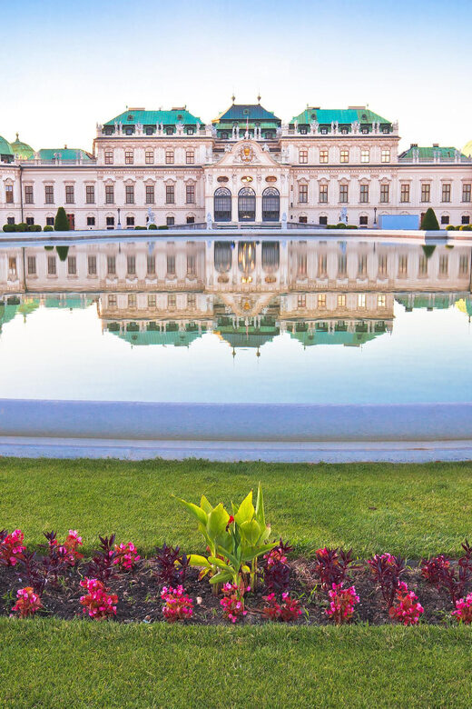 Private day trip: Budapest > Bratislava & Vienna, in English - FAQs  