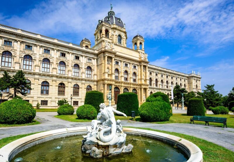 Private day trip from Budapest to Vienna and back - Why Choose This Tour?