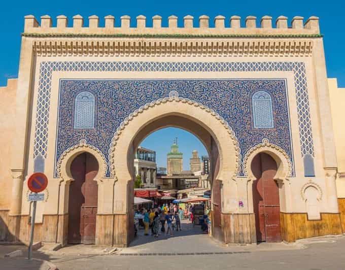 Private Day Trip From Meknes to Fez With Officiel Guide - Visiting the Leather Tanneries of Fez