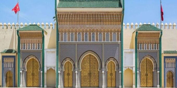 Private Day Trip From Meknes to Fez With Officiel Guide - Discovering the Foundouk Nejjarine Museum