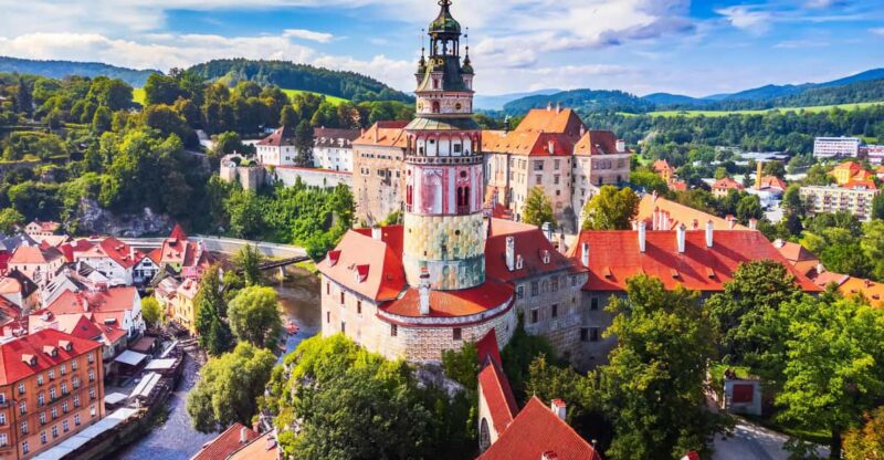 Private Day Trip From Prague to Cesky Krumlov, and Back - Transportation Arrangements