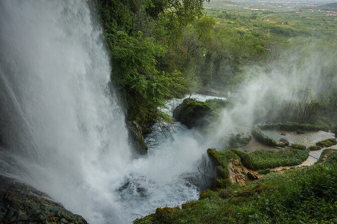 Private Day Trip from Thessaloniki to Vergina, Naousa, and Edessa - Key Points