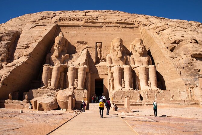 Private Day Trip to Abu Simbel Temple With Guide From Luxor - What to Expect