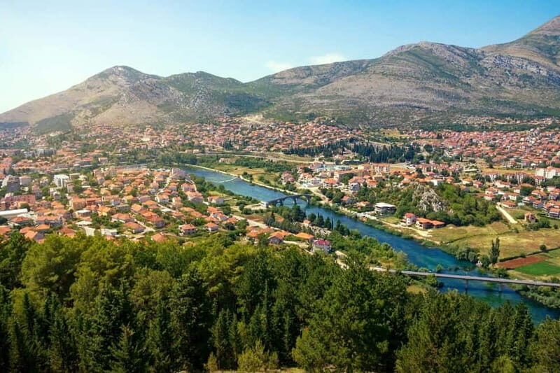 Private Day Trip to Bosnia: Wine, Culture & Local Lunch - Exploring the Private Day Trip to Bosnia: Wine, Culture & Local Lunch