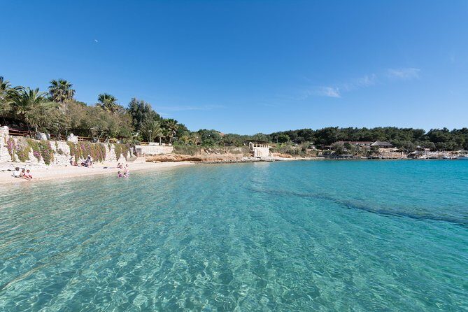 Private day trip to Hvar and Blue lagoon with Snorkeling - FAQs
