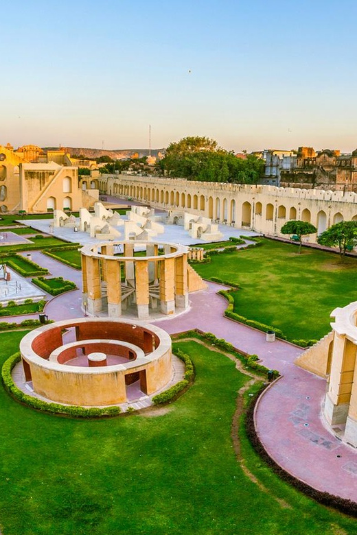 Private Day-Trip to Jaipur From Delhi - Exclusions and Restrictions