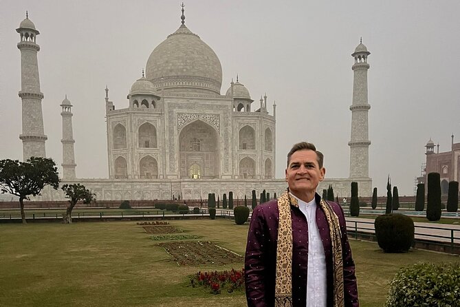 Private Day Trip to Taj Mahal & Fatehpur Sikri From Jaipur by Car - Accessibility Information