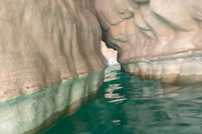 Private Day Trip to Wadi Shab & Bimmah Sinkhole Price Up To 5 Persons - Frequently Asked Questions