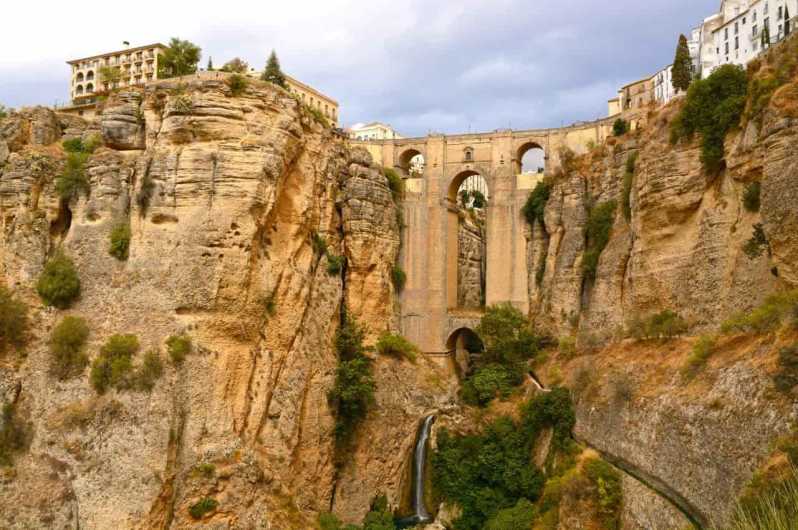 Private Daytrip to Ronda From Seville - Live Tour Guide Available in English and Spanish
