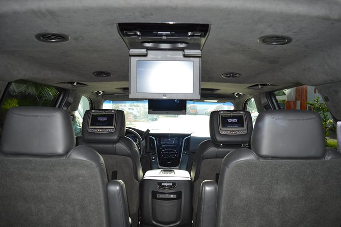 Private Departure Luxury Transfer: Hotels to La Romana International Airport - Driver and Gratuities