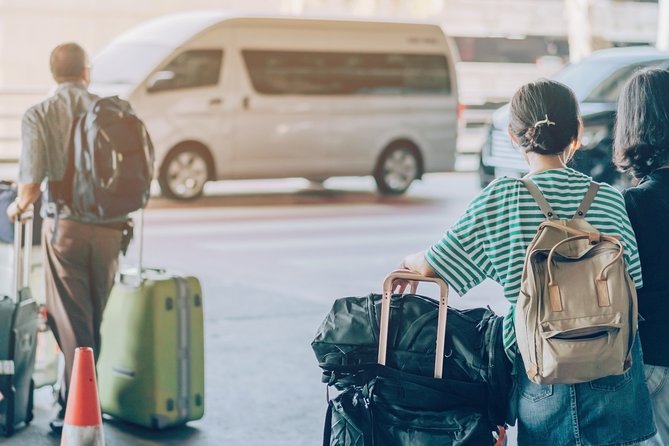 Private Departure Transfer: Casablanca Hotel to Casablanca Airport - Accessibility Considerations
