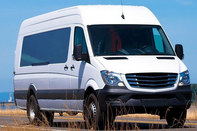 Private Departure Transfer: Hotels to George F. L.Charles International Airport - Key Points