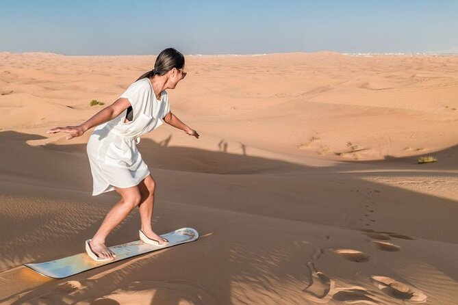  Private Desert Safari Tour in Dubai - Sandboarding and Sunset Views