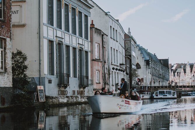 Private direct transfer from Amsterdam to Brussels - Why Consider a Private Transfer?