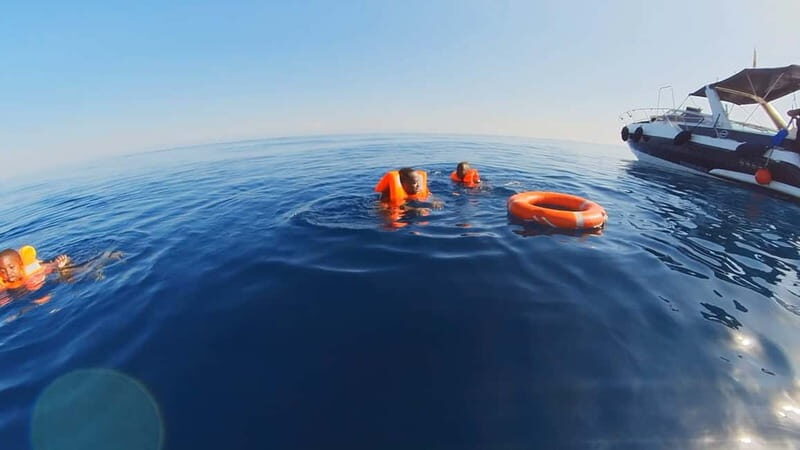 PRIVATE DOLPHIN WATCHING SUNSEEKER WITH DRINKS ON FUENGIROLA - Authentic Experiences and Real-World Feedback