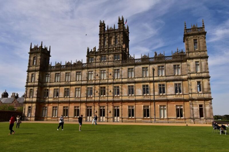 Private Downton Abbey Day Tour, including Highclere Castle - Value and Cost Analysis