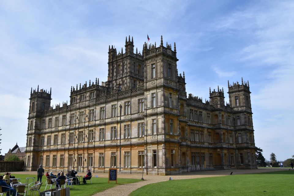 Private Downton Abbey Day Tour, Including Pub Lunch - Expert Guides and Their Insights