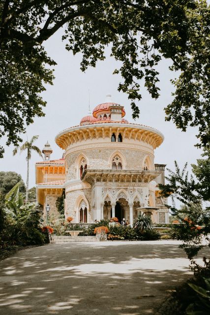 Private Driver/Guide Full Day Lisboa, Cascais and Sintra - Frequently Asked Questions