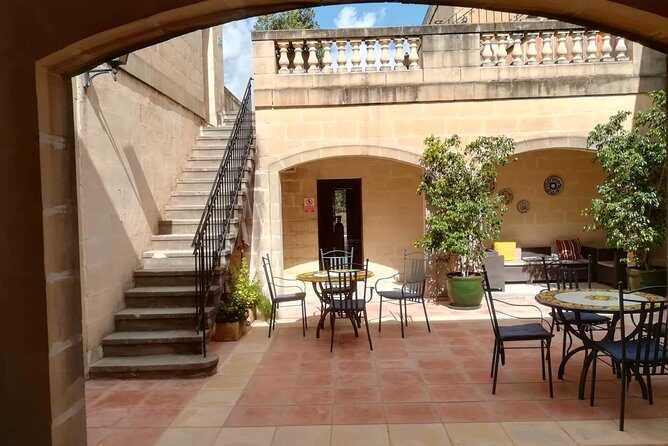 Private Driver to roam the island of Malta - An In-Depth Look at the Malta Private Driver Experience