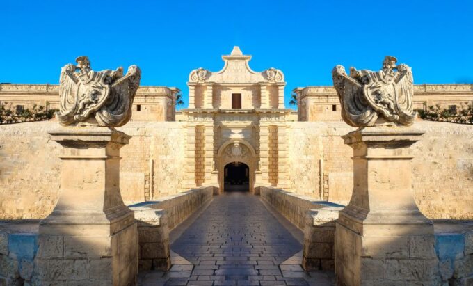 Private Driver to Roam the Island of Malta (Vip) - Accessibility Features