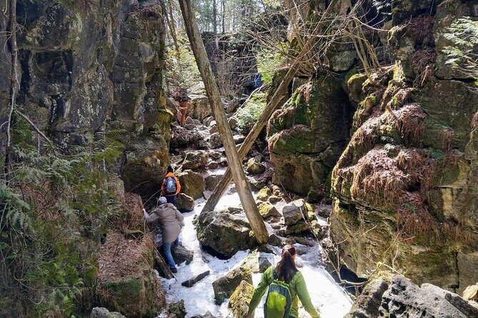 Private Duncan/Metcalfe Caves Hike, Collingwood/Blue Mountain - FAQ