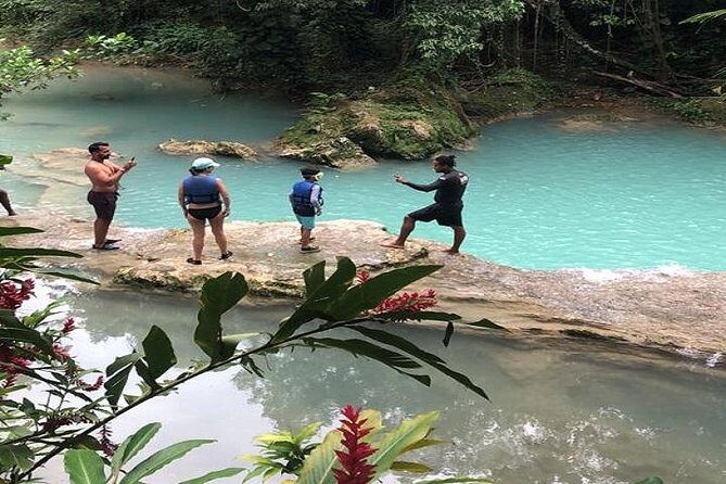 [PRIVATE] Dunn's River Falls, Blue Hole & Secret Falls w/Entrance - FAQ