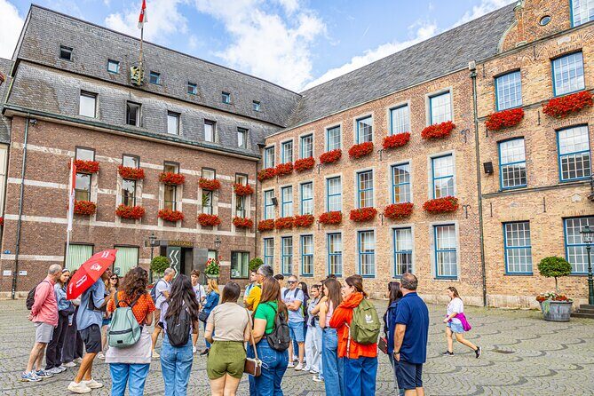 Private Düsseldorf Walking Tour History, Culture & Hidden Gems - Exploring Düsseldorf’s Past and Present in Two Hours