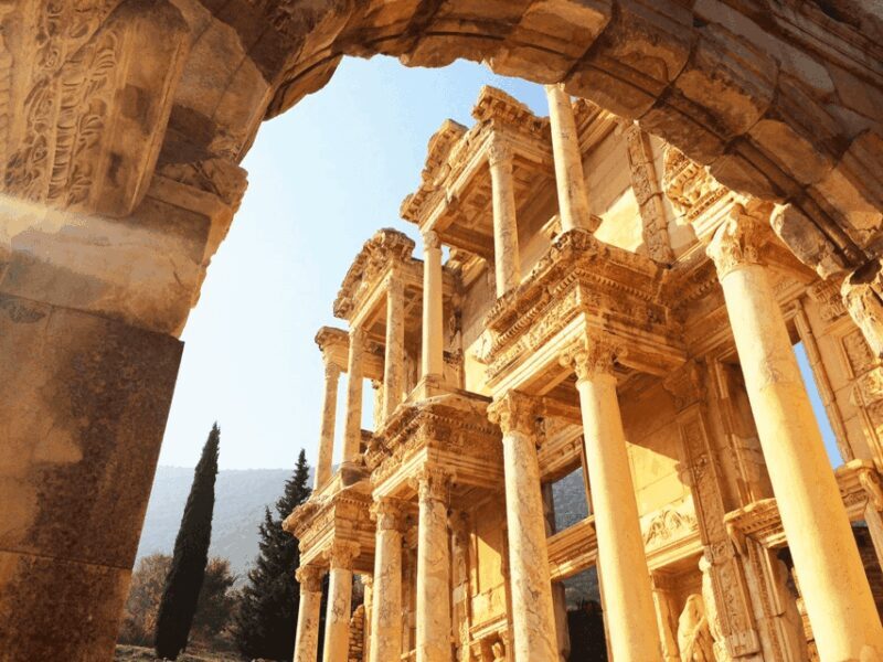 Private Ephesus and Pamukkale 1 Day Tour - Lunch Break: A Local Taste