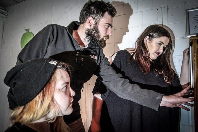 Private Escape Room with a Zombie in London - What to Expect from the Experience